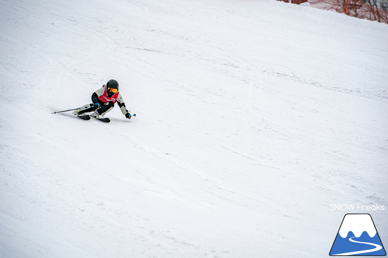 なんと約10年ぶりの「技術選」撮影?! PREMIER SKI ACADEMY presents 『2026プレミアカップ・スキー技術選』レポート！｜朝里川温泉スキー場